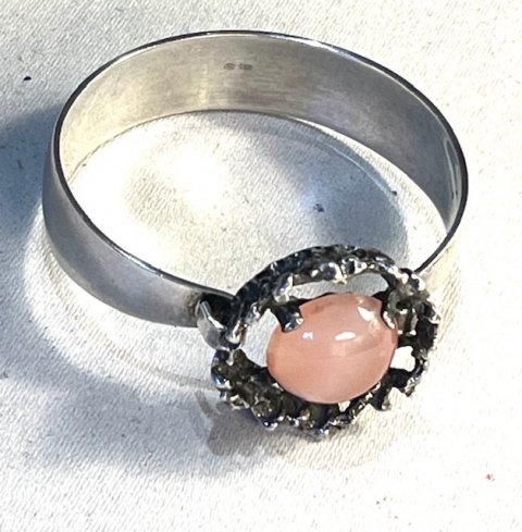 Vintage slvarmring med rosa kvarts