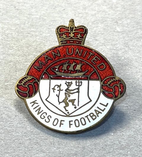 Manchester united badge 1940-50