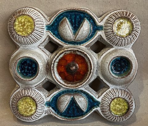 Sholm relief