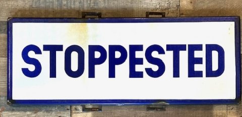 Stoppested emaljeskilt