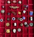 Samling bornholmske medaljer, tokens og pins.