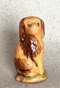 Legetøjs hund i terracotta