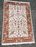 Persisk tæppe med jagtmotiver